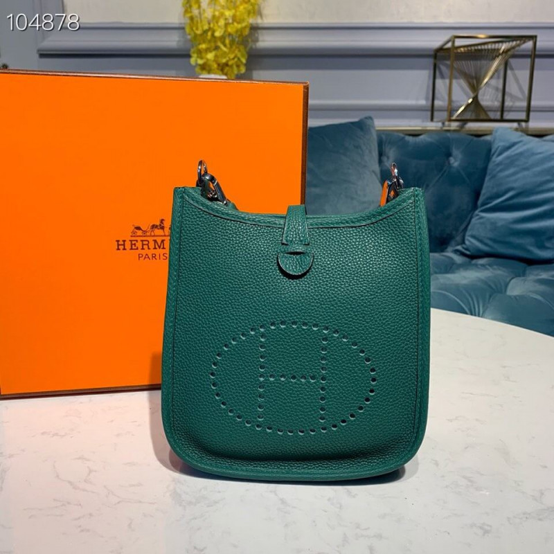 Hermes Evelyne III TPM Bag 20cm in Taurillon Clemence