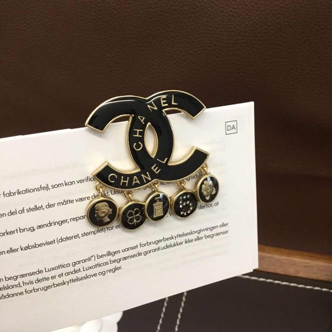 Chanel Brooch CSJ00001371