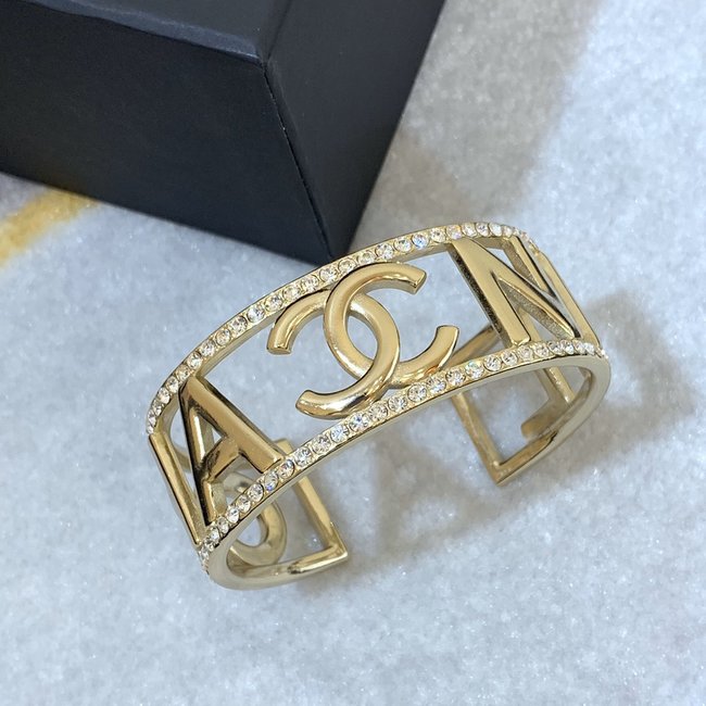 Chanel Bracelet CSJ31212444