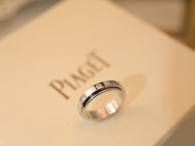 Piaget ring CSJ60001933