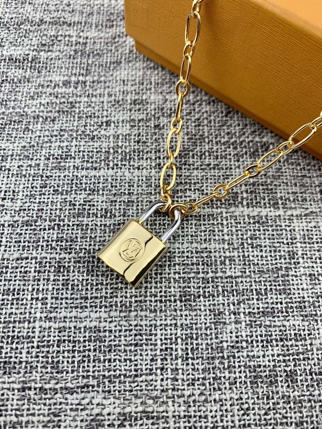 Louis Vuitton Necklace CSJ50001179