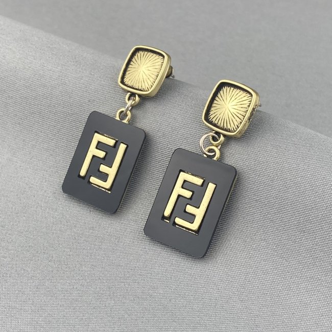 Fendi Earring CSJ51314424