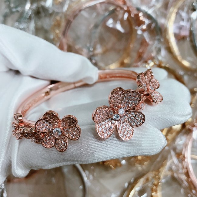 Van Cleef & Arpels Bracelet CSJ13514123