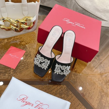 Roger Viver Flower rhinestone chunky heel slippers