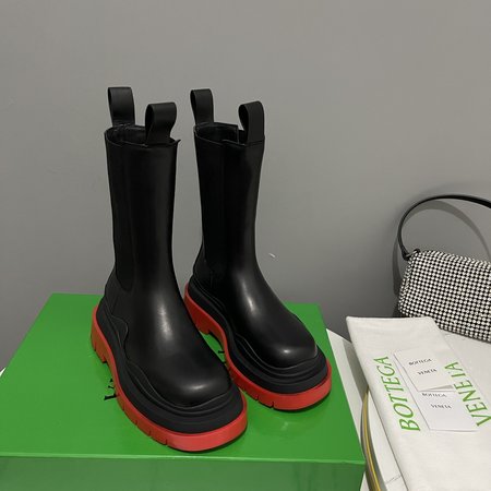 Bottega Boot cowhide lining cowhide TU outsole with Logo