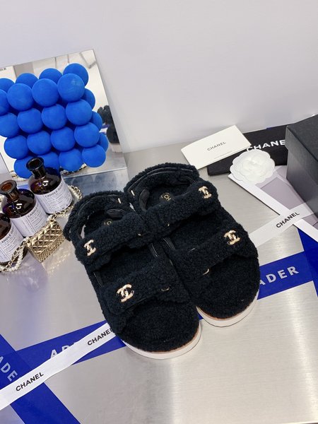 Chanel Sheep curl sandals