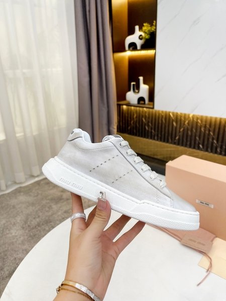 Miu Miu Original first layer cowhide white shoes