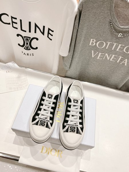Dior Walk n series embroidered thick-soled canvas shoes
