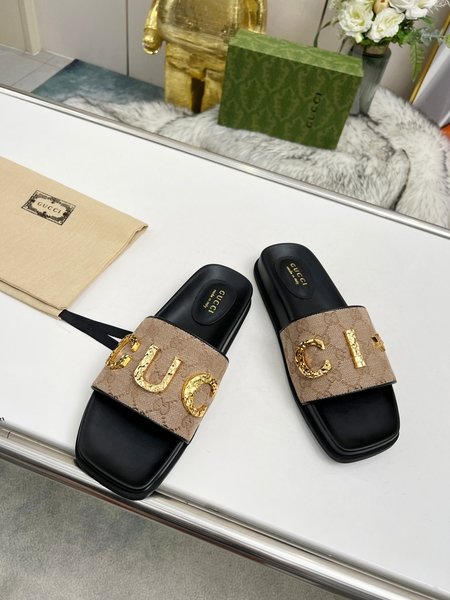 Gucci platform slippers