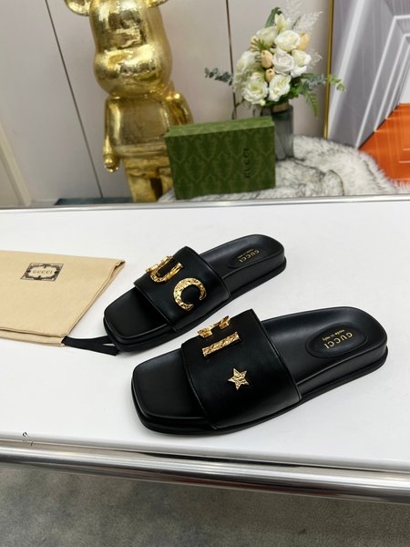 Gucci platform slippers