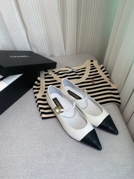 Chanel Genuine leather large sole pointed toe women s shoes