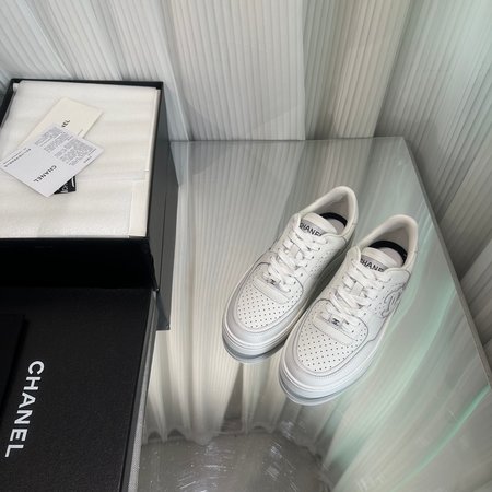 Chanel Panda shoes punched casual white shoes