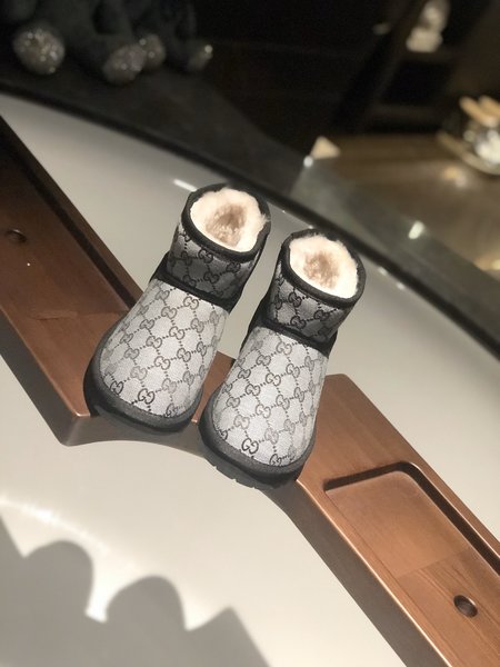 Gucci Wool snow boots