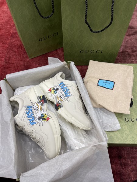 Gucci Rhyton series Sneakers