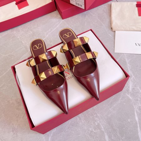 Valentino Rivet slippers