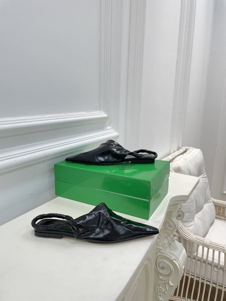 Bottega Veneta BV kelp shoes imported butter leather flat sandals