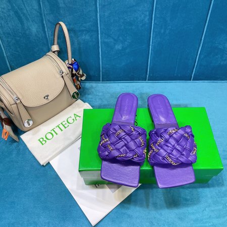 Bottega Veneta Woven soft leather slippers