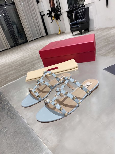 Valentino Hollow design with classic rivet block heel sandals