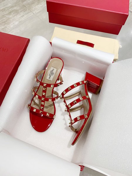 Valentino Hollow design with classic rivet block heel sandals