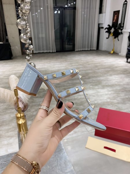 Valentino Hollow design with classic rivet block heel sandals