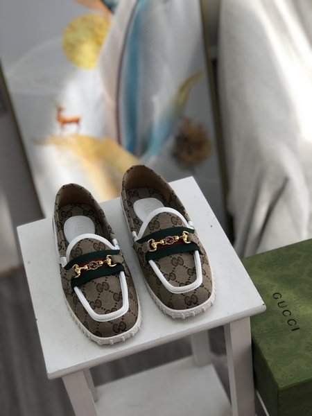 Gucci GG canvas embroidered loafers