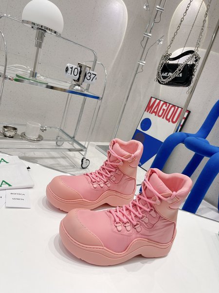 Bottega High Top shoes ankle boots