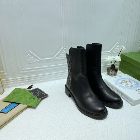 Gucci Wear-resistant outsole in nappa leather inside the boots, heel height: 4cm