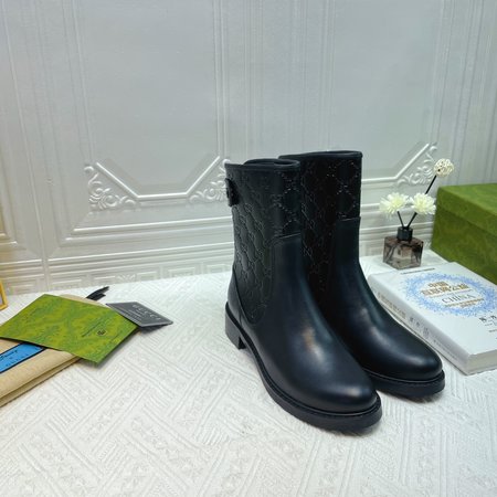 Gucci Wear-resistant outsole in nappa leather inside the boots, heel height: 4cm