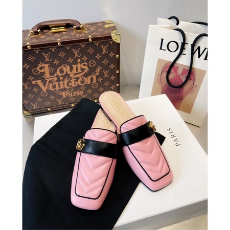 Gucci GG slippers