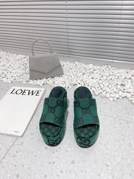 Gucci platform slippers