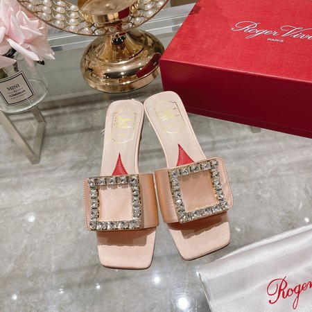 Roger Viver Classic square buckle slippers Simple design Love insole High texture lambskin cow lacquer silk