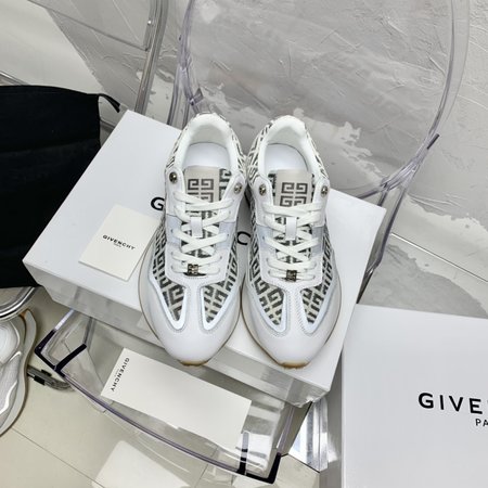 Givenchy Lightweight running shoes