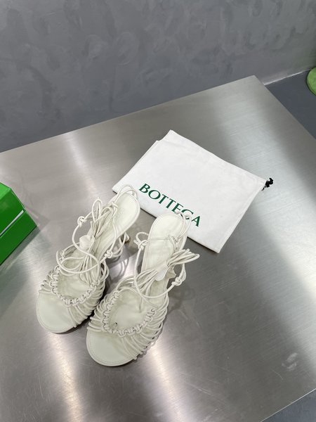 Bottega Veneta Handmade genuine leather Roman lace-up shoes