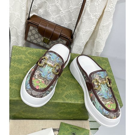 Gucci Retro Elegant Platform Loafers