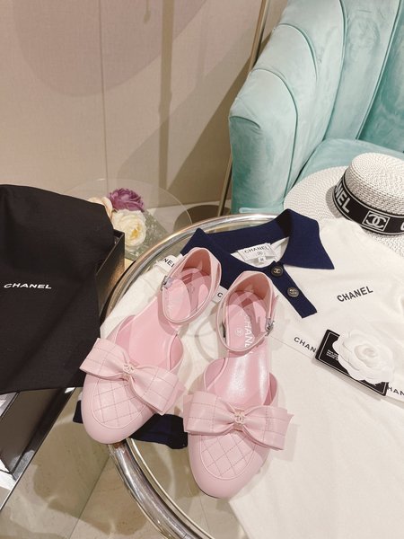 Chanel bow sandals