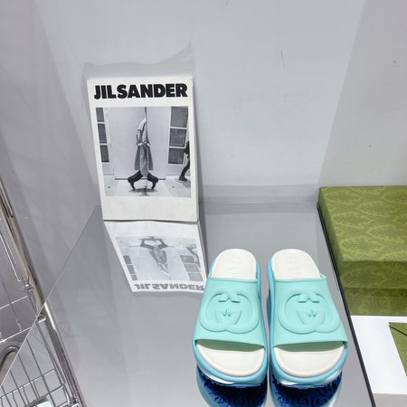 Gucci ladies slippers