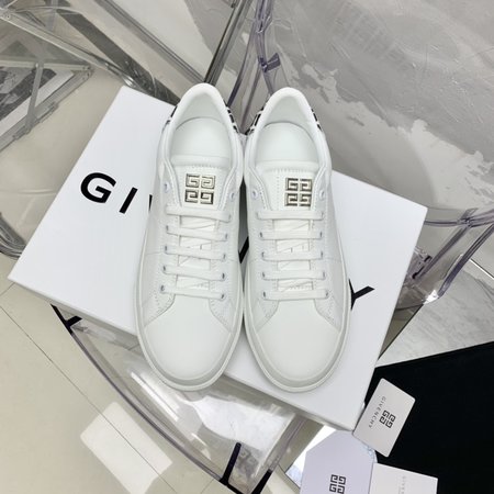 Givenchy 4G Logo sneakers