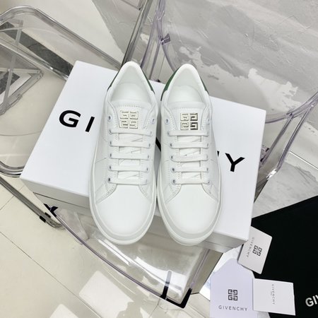 Givenchy 4G Logo sneakers