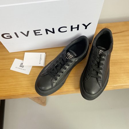 Givenchy Josh Smith joint white shoes