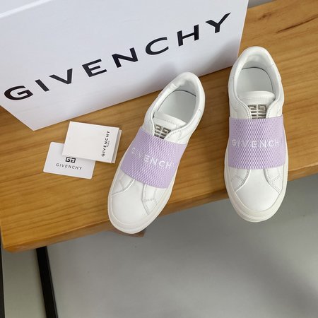 Givenchy Grained Calfskin Edition Platform Sneakers