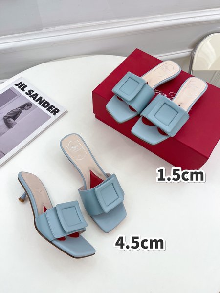 Roger Viver Temperament and generous buckle slippers series