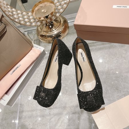 Miu Miu Square Toe Chunky Chain Pearl Mary Janes