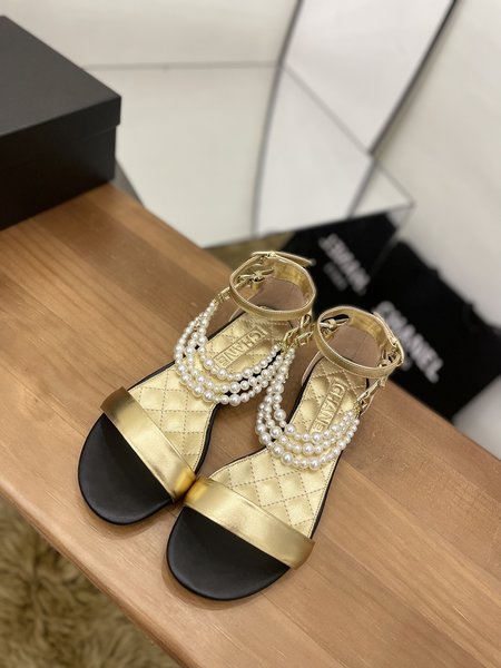 Chanel Sandal hardware chain calfskin
