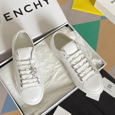 Givenchy Logo Embroidered Canvas City Sneakers