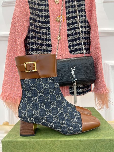 Gucci Interlocking double G hollow carving series