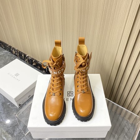 Givenchy Fried street Martin boots, three-dimensional printed big log fashion high-end style