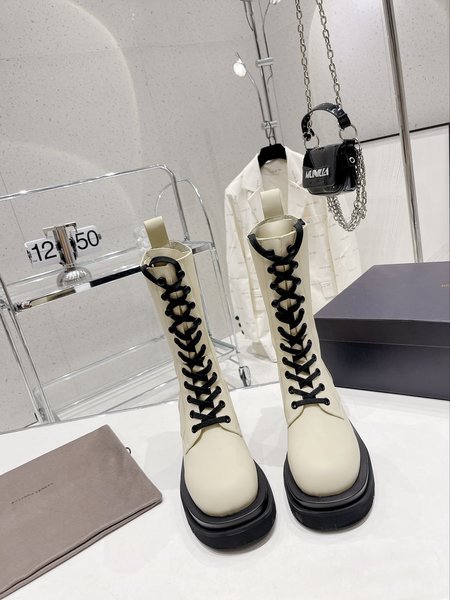Bottega Veneta Lace up Martin boots knight boots