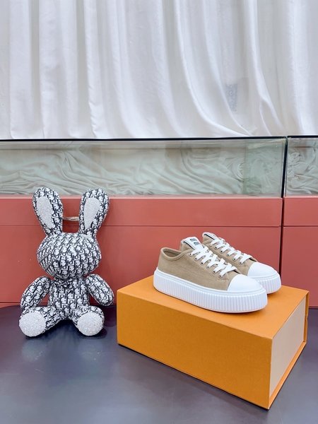 Miu Miu Premium sneakers