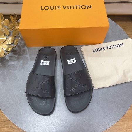 Louis Vuitton Latest slippers