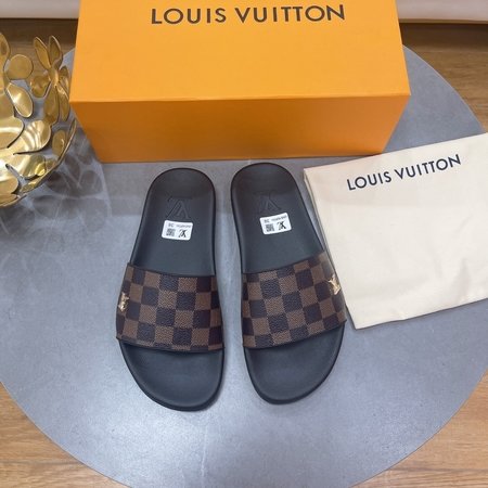 Louis Vuitton Latest slippers